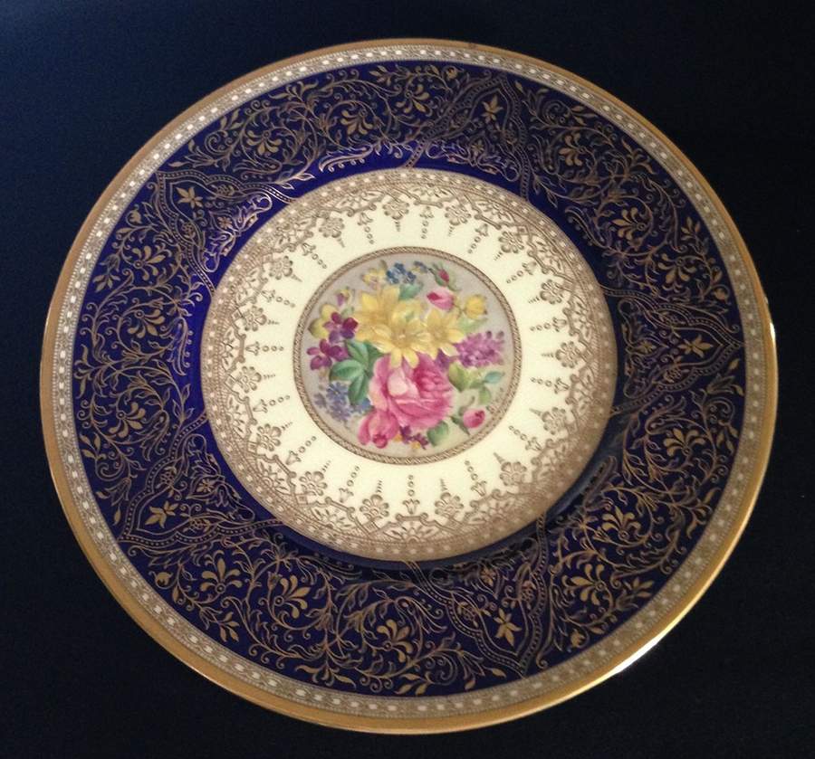 V6762 Dinner Plate by Royal Cauldon-1
