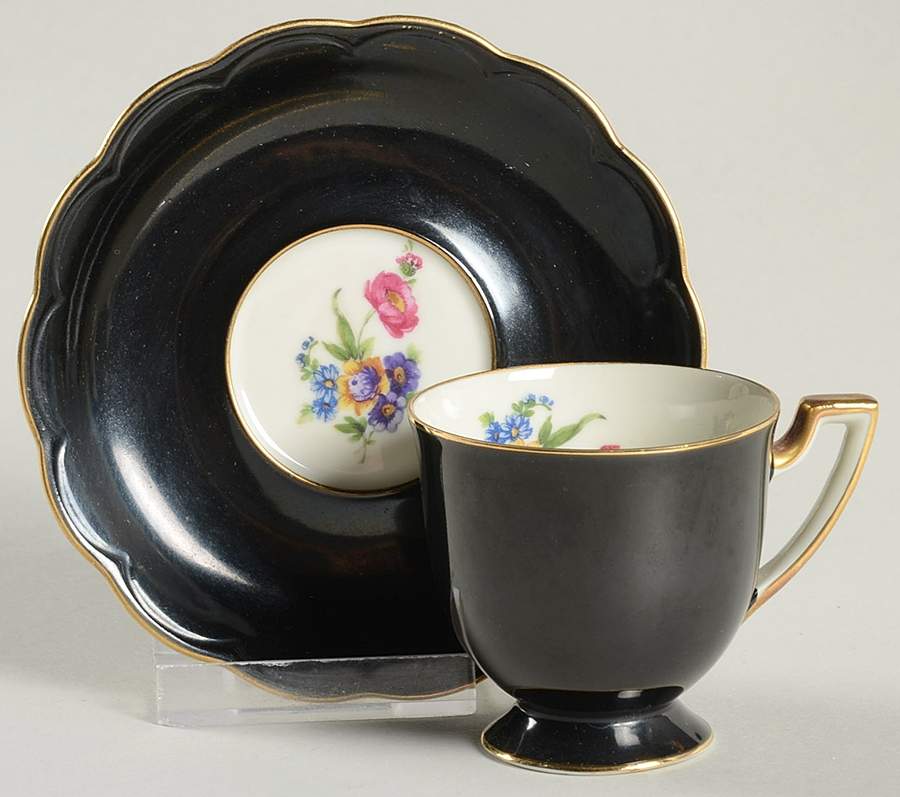 ROB496 Footed Demitasse Cup & Saucer Set by Royal Bayreuth-1