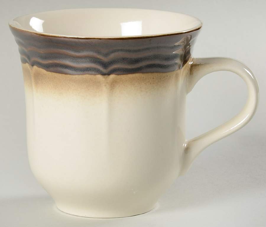 Metallic Baroque Mug by Roscher & Co-1
