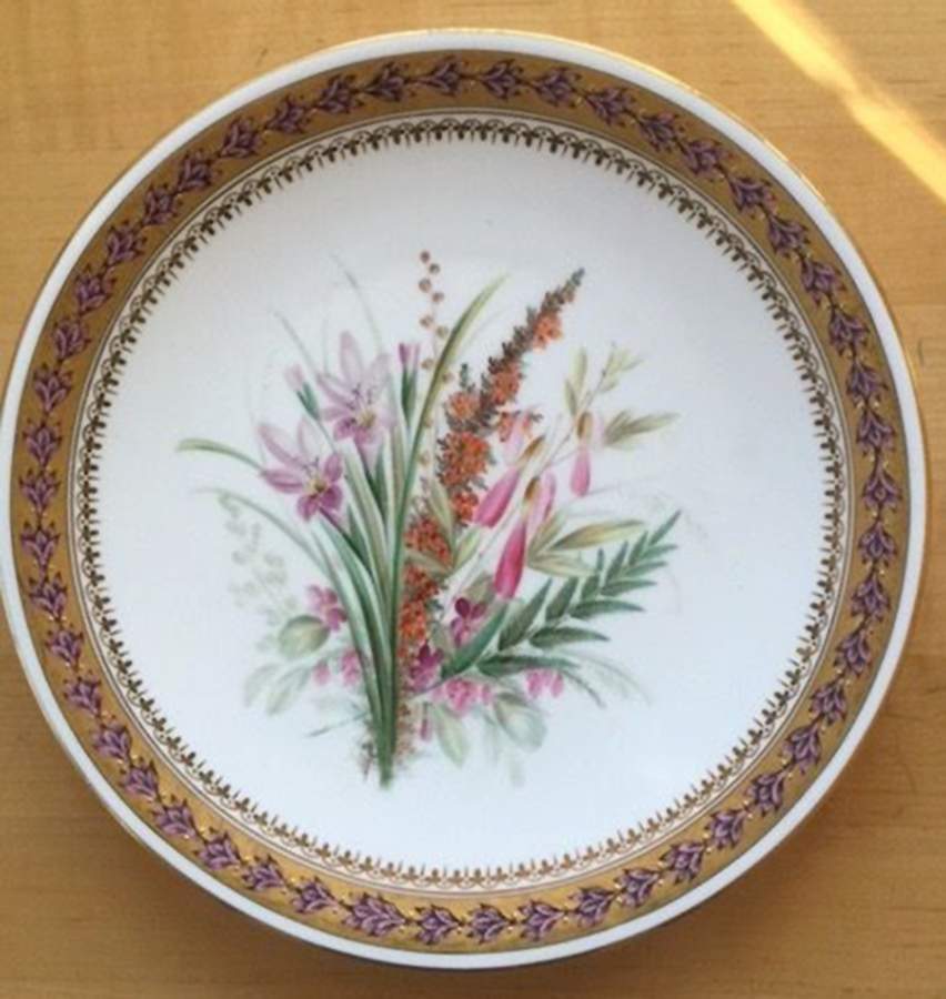8045 Luncheon Plate by Royal Worcester-1