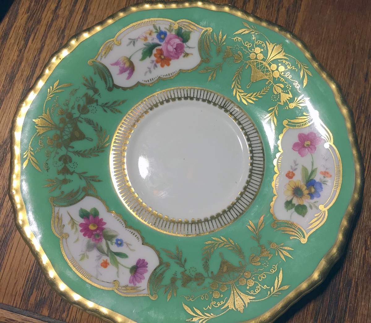 ROB497 Saucer by Royal Bayreuth-1