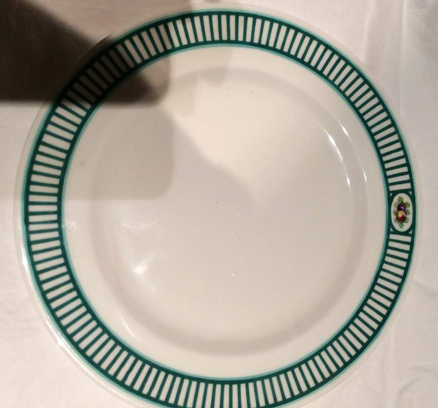 9310 Dinner Plate by Royal Doulton-1