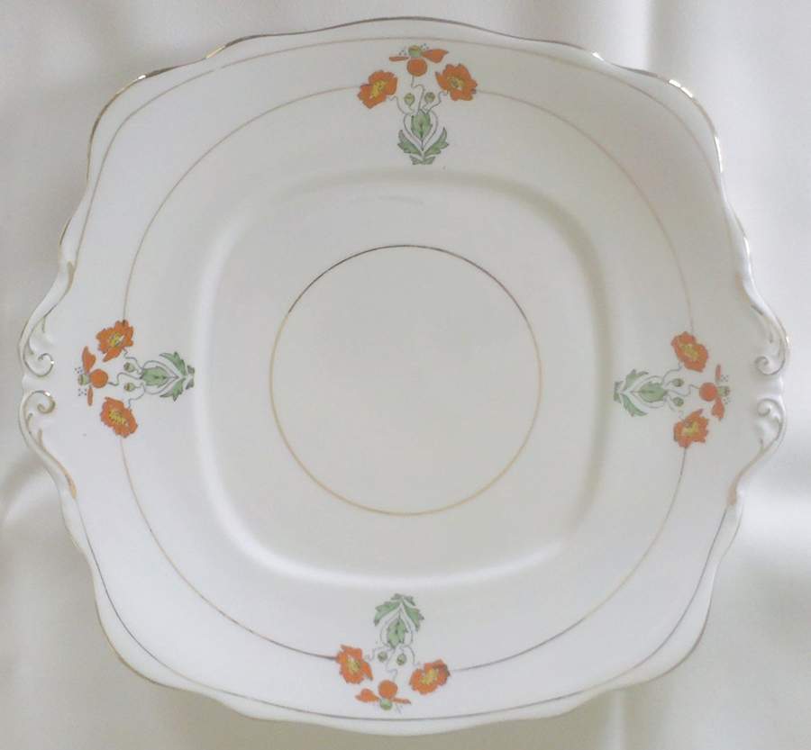 3515 Handled Cake Plate by Roslyn (England)-1