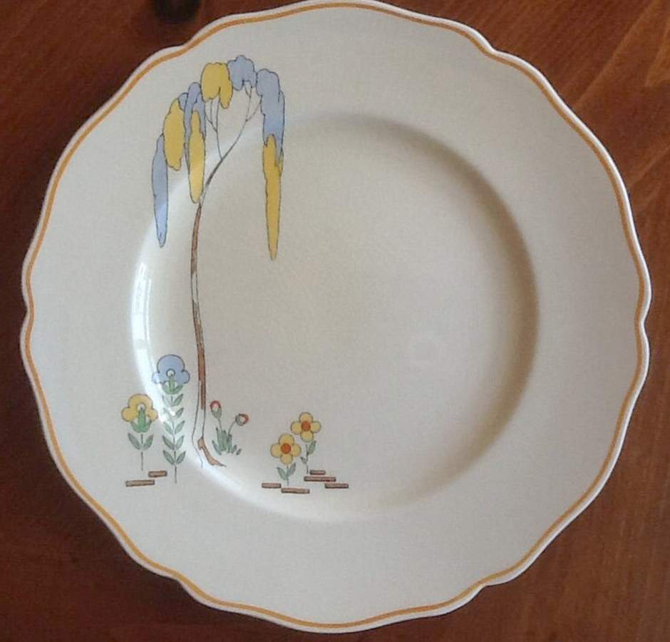 D4453 Dinner Plate by Royal Doulton-1