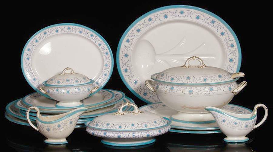 RCD212 20" Oval Serving Platter by Royal Crown Derby-1