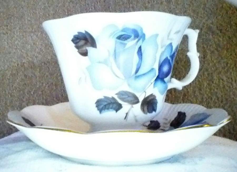 ROA308 Footed Cup & Saucer Set by Royal Albert-1