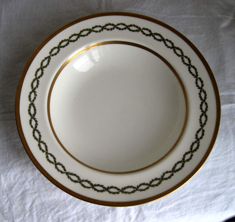 H991 Rim Soup Bowl by Royal Doulton-1