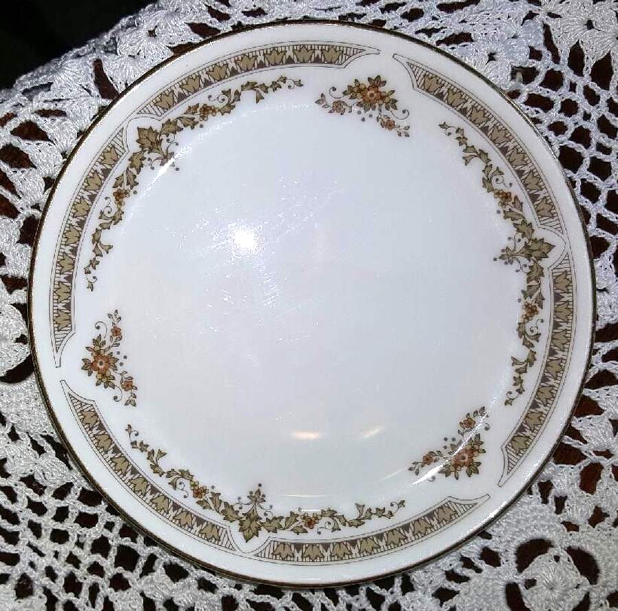 RD389 Saucer for Demitasse Cup by Royal Doulton-1