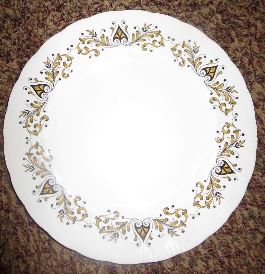 1048 Dinner Plate by Royal Standard-1