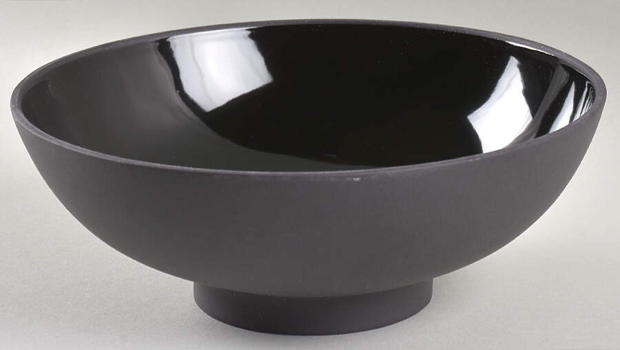 Olio 8" Round Serving Bowl by Royal Doulton-1