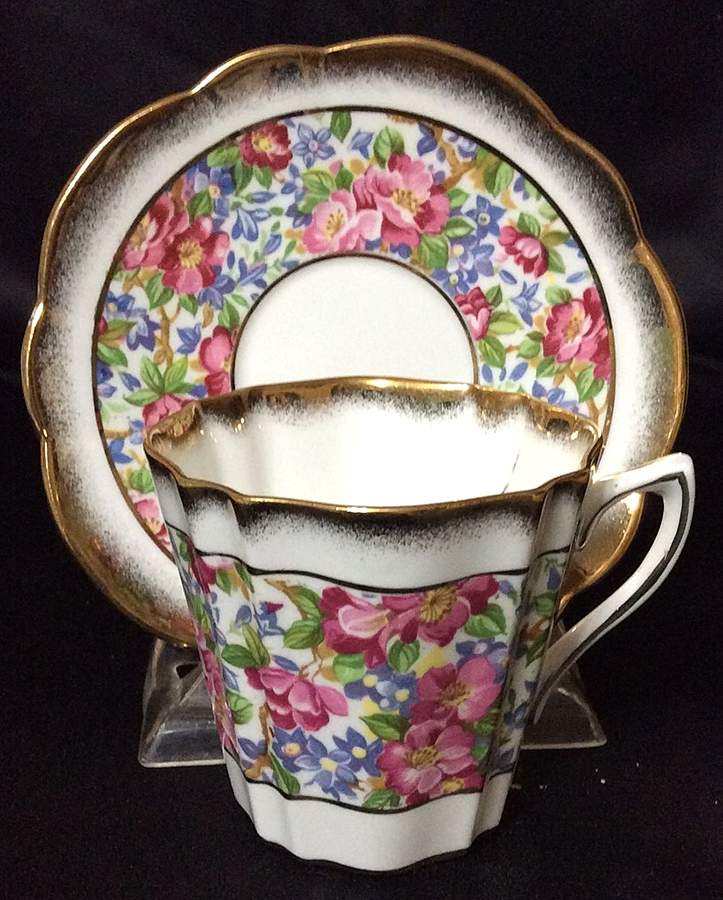 5025 Flat Cup & Saucer Set by Rosina-Queens-1
