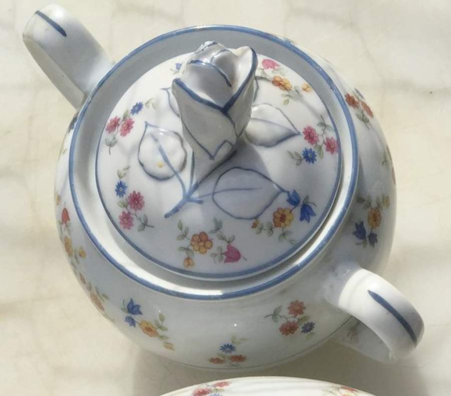 RIB25 Sugar Bowl & Lid by Rieber-1