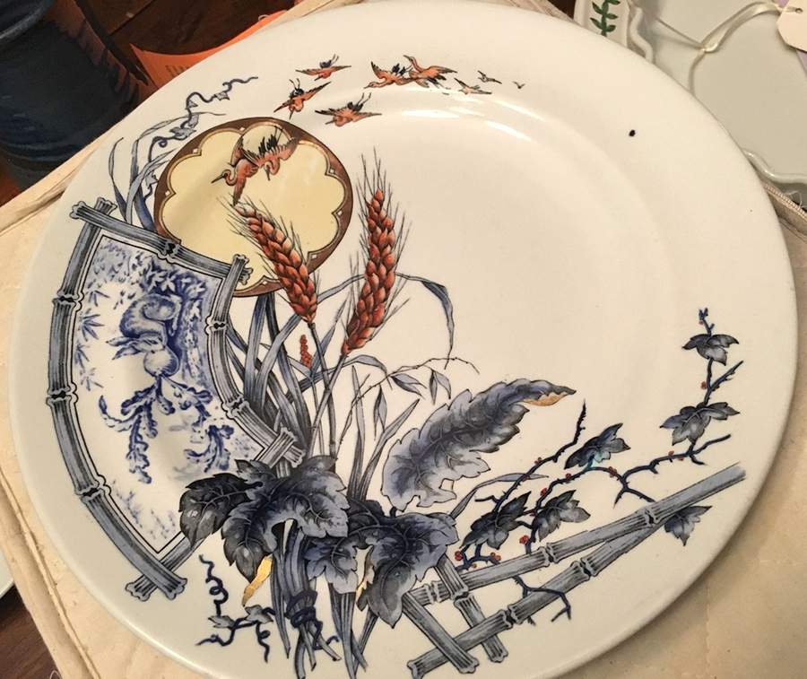 RW340 Dinner Plate by Royal Worcester-1