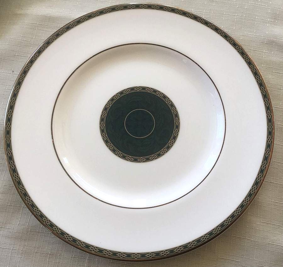 RD398 Salad Plate by Royal Doulton-1