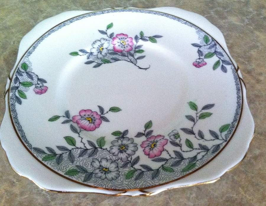 Melville Cake Plate by Royal Grafton-1