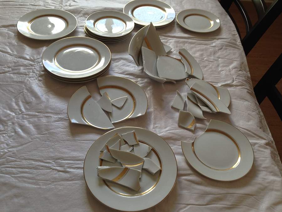 Oxford Dinner Plate by Royal M-Mita-1
