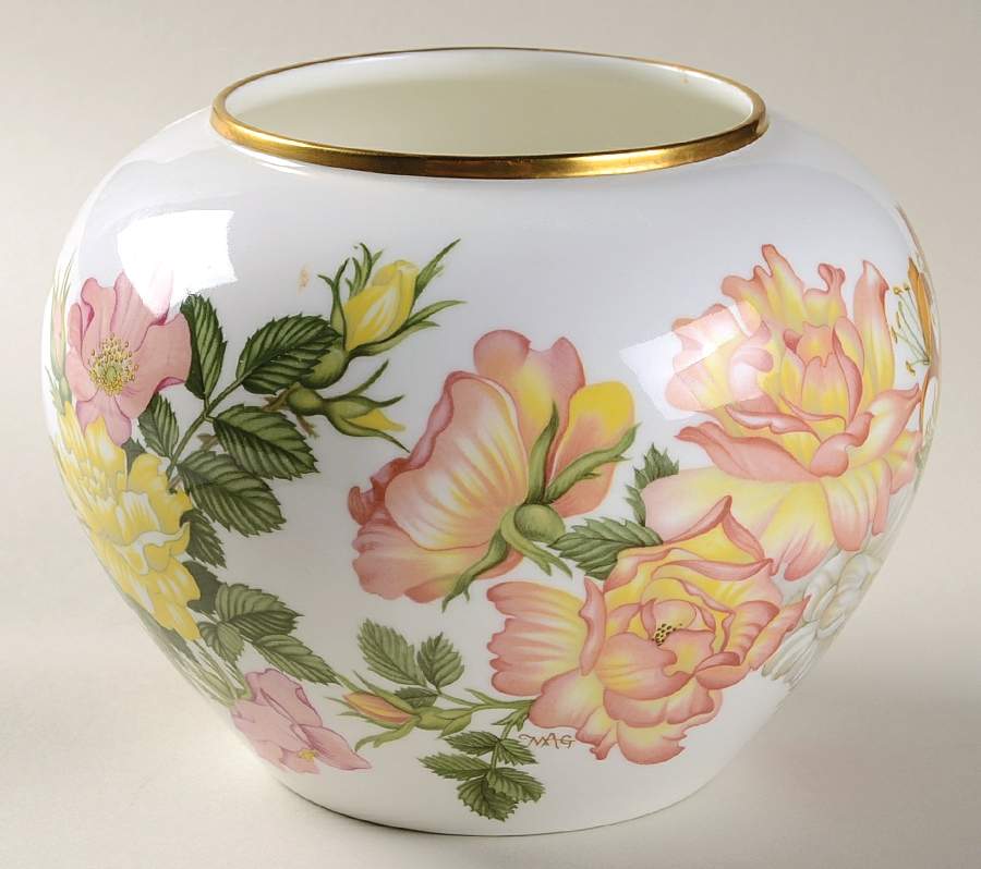 Wedgewood Vases 5" Vase by Royal Horticultural-1