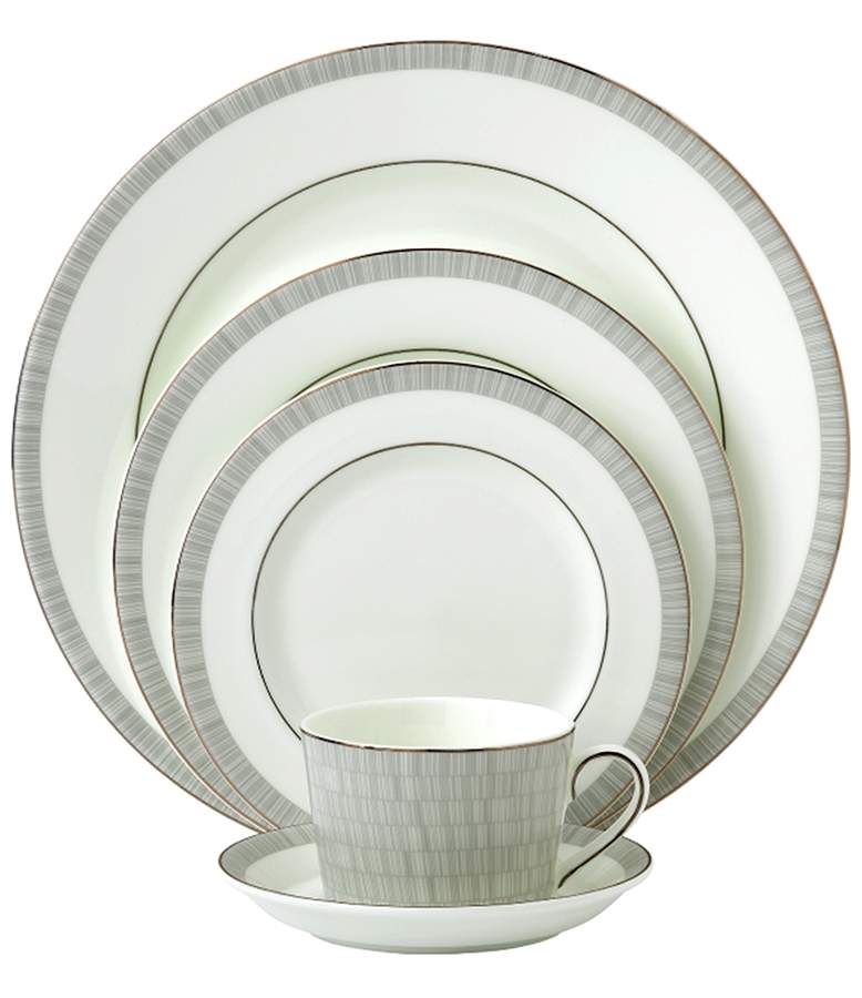 Camden Dinner Plate by Royal Doulton-1