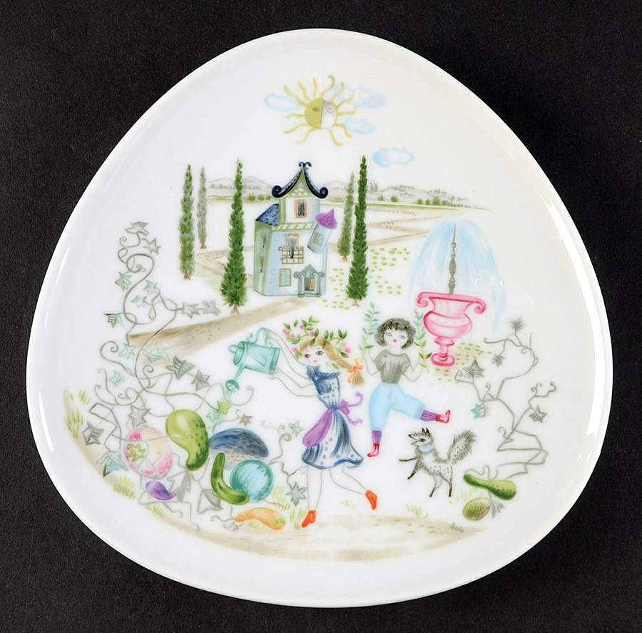 R3096 Triangular Salad Plate by Rosenthal - Continental-1