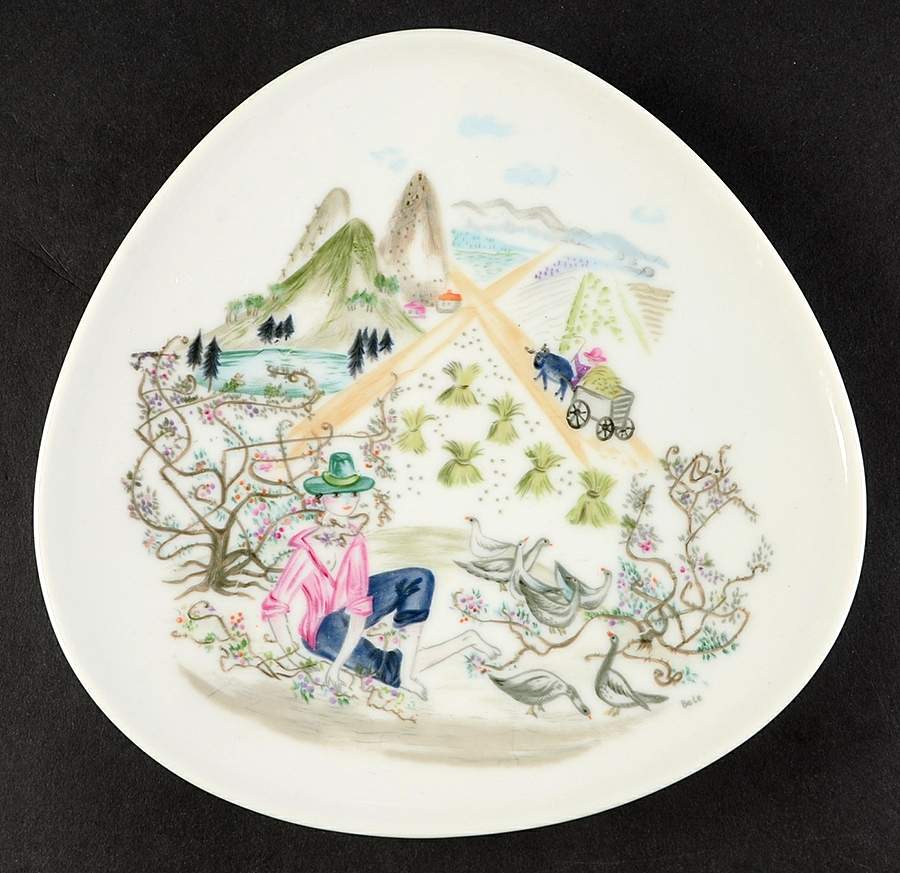 R3096 Triangular Salad Plate by Rosenthal - Continental-1