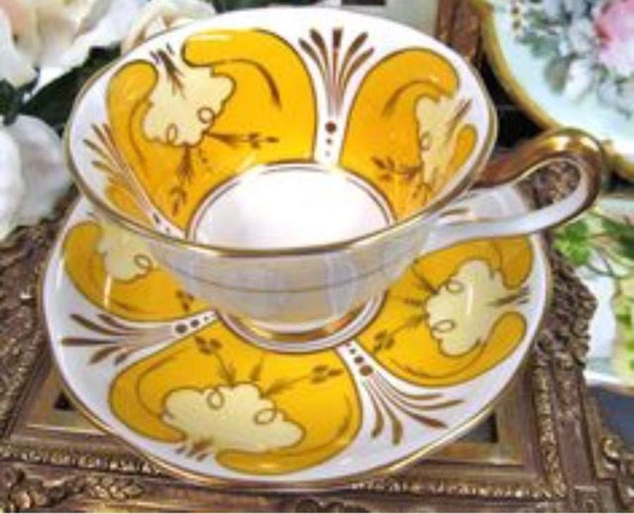 ROA315 Footed Cup & Saucer Set by Royal Albert-1