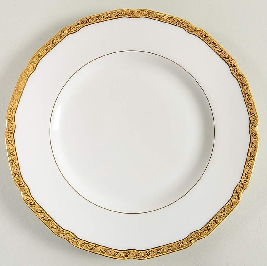 E4636 Luncheon Plate by Royal Doulton-1