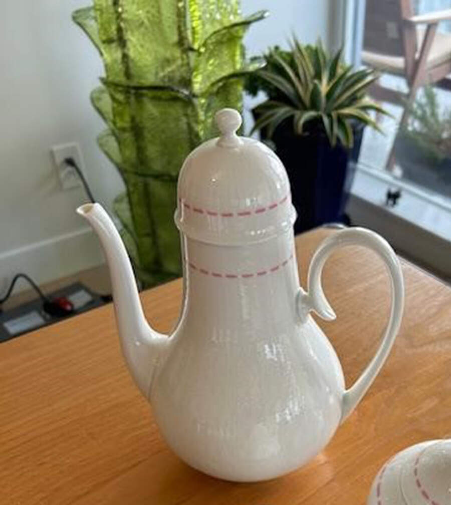 Silhouette Coffee Pot & Lid by Rosenthal - Continental-1