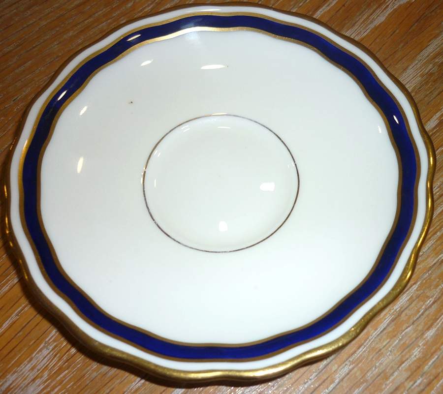 V1382 Saucer by Royal Cauldon-1