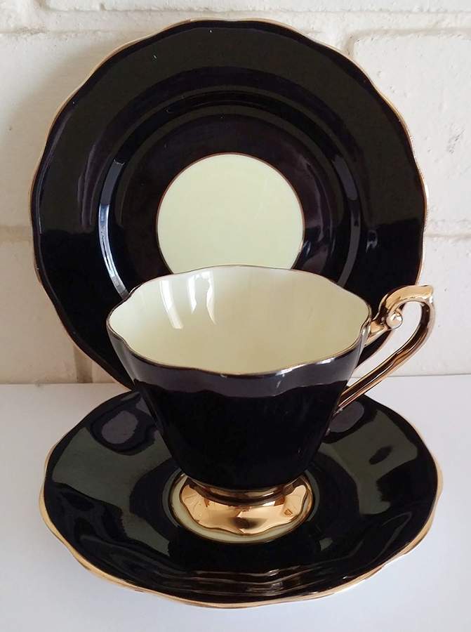 1418 Footed Cup & Saucer Set by Royal Stafford-1