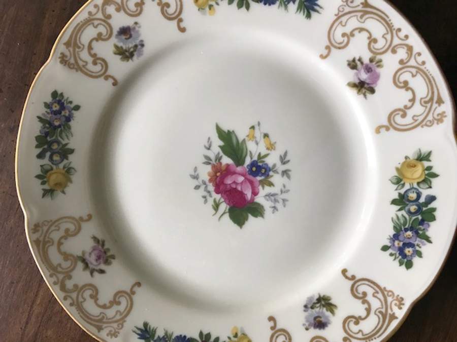 ROB507 Salad Plate by Royal Bayreuth-1