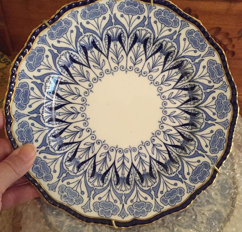 C8893 Dinner Plate by Royal Doulton-1