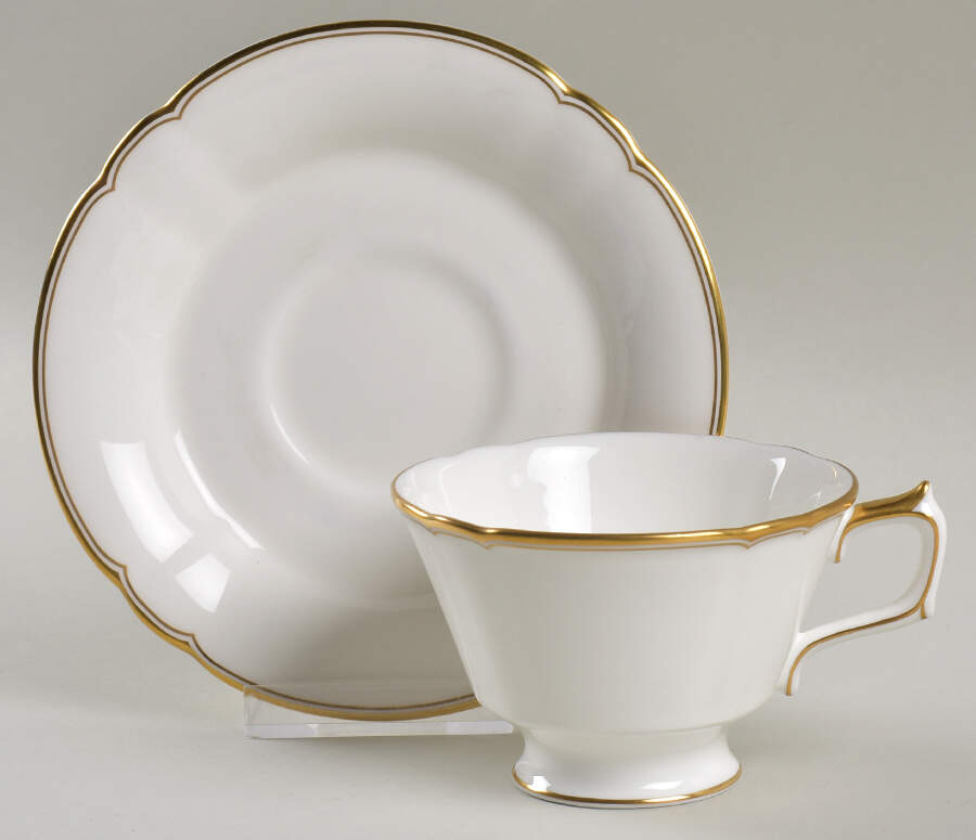 Chelsea Duet Footed Cup & Saucer Set by Royal Crown Derby-1
