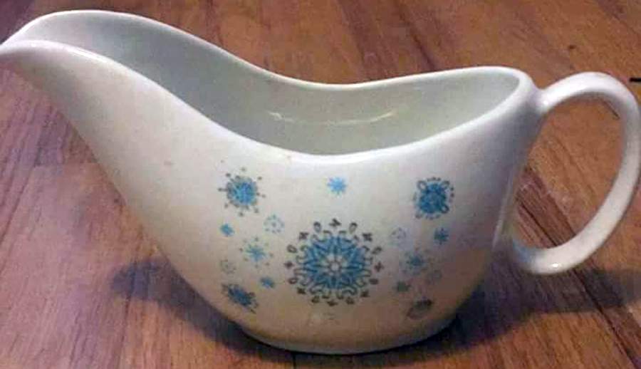Something Nice Aqua Gravy Boat by Royal (USA)-1