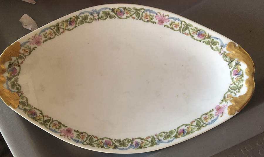 RDN247 9" Oval Vegetable Bowl by M Redon-1