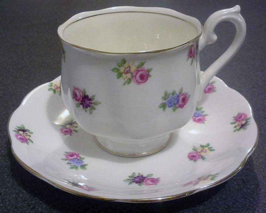 5699 Footed Cup & Saucer Set by Royal Albert-1