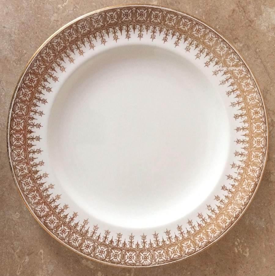 W2856 Dinner Plate by Royal Worcester-1