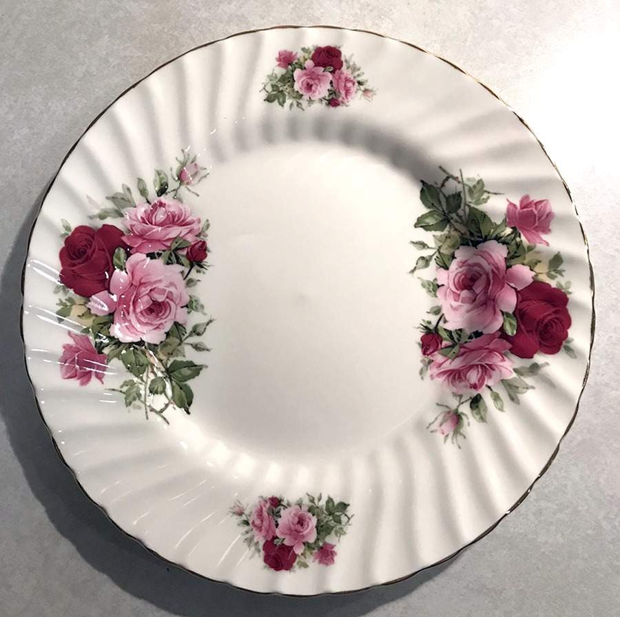 R2X5 Salad Plate by Royal Victorian-Eng-1