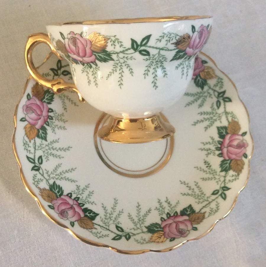 5147-Ar Footed Cup & Saucer Set by Rosina-Queens-1