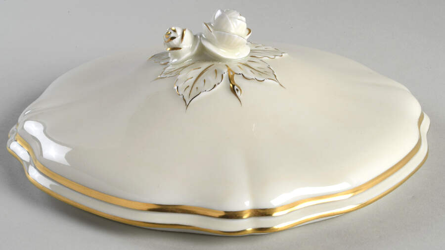 Marie Antoinette Gold on Cream Lid for Round Vegetable by Raynaud-1