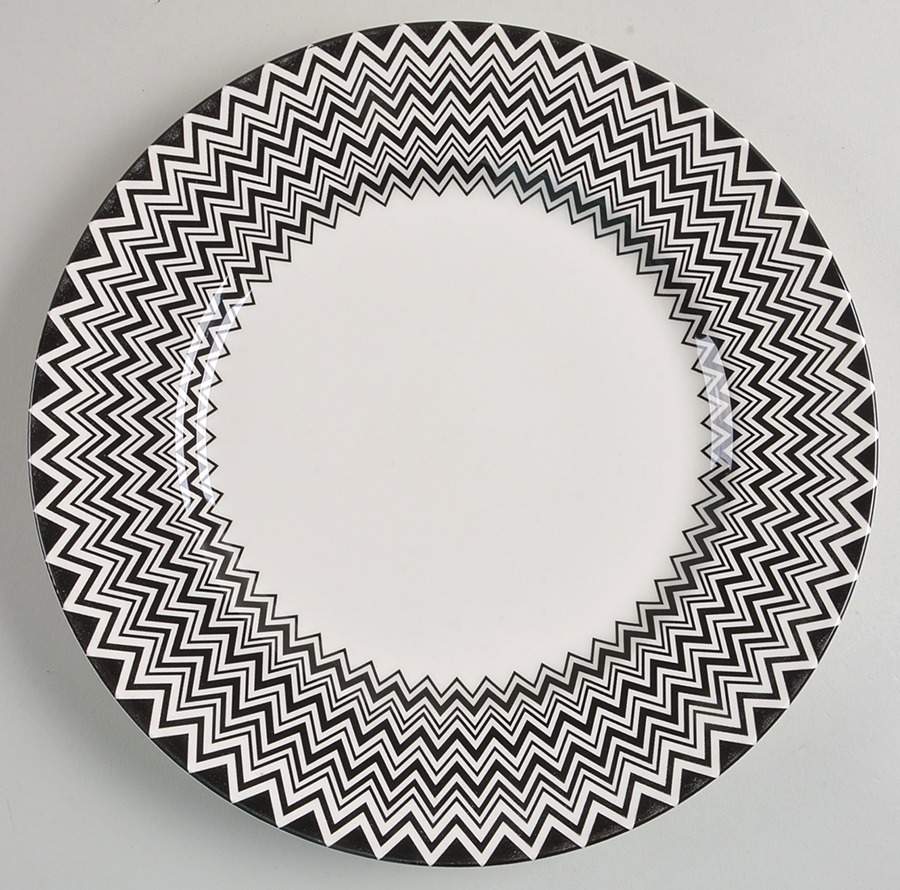 RST268 Dinner Plate by Royal Stafford-1