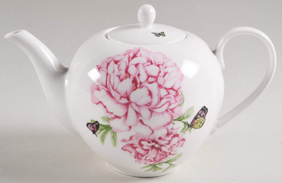 Everyday Friendship Teapot & Lid by Royal Albert-1