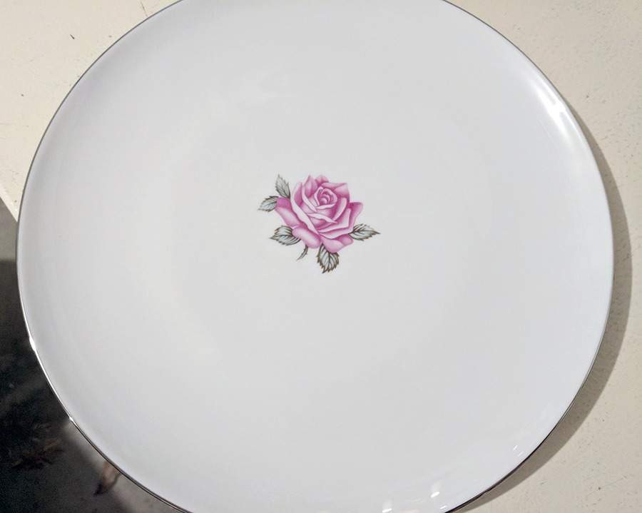 Innocence Dinner Plate by Royalty China-1
