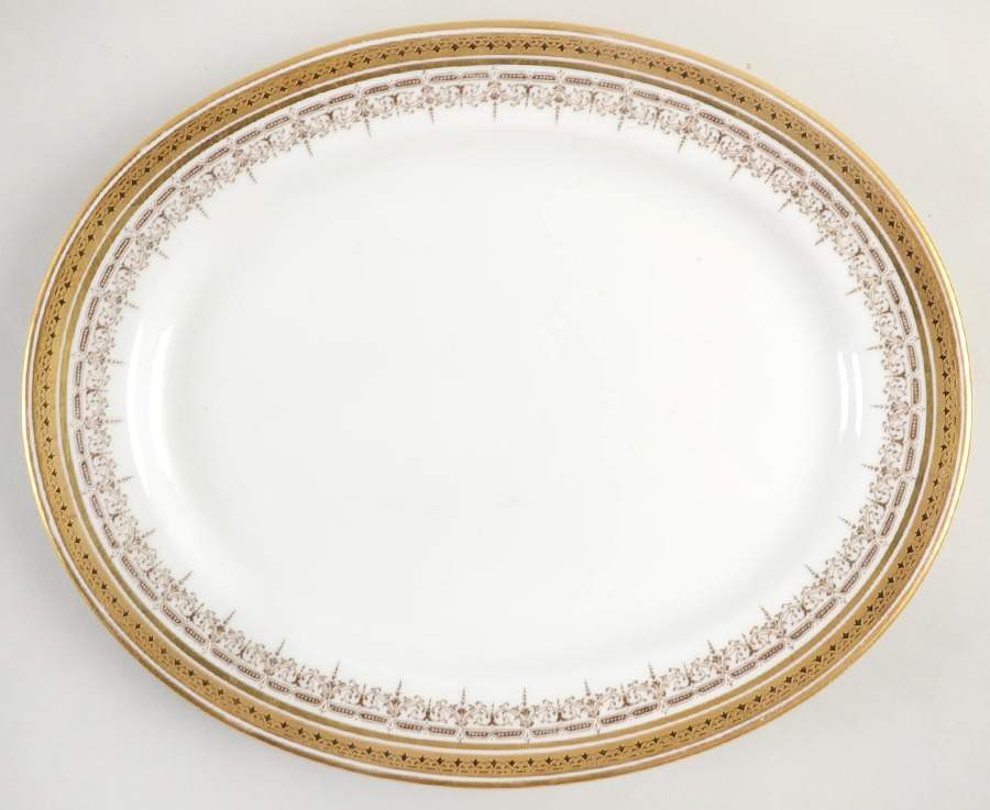 H4411 11" Oval Serving Platter by Royal Cauldon-1