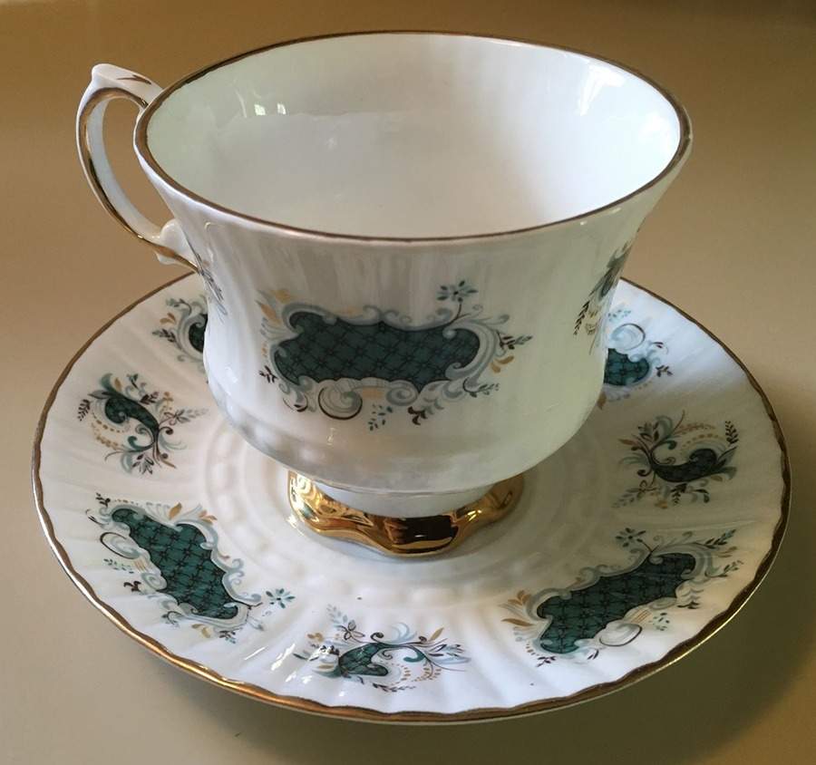 RTA69 Footed Cup & Saucer Set by Royal Tara-1