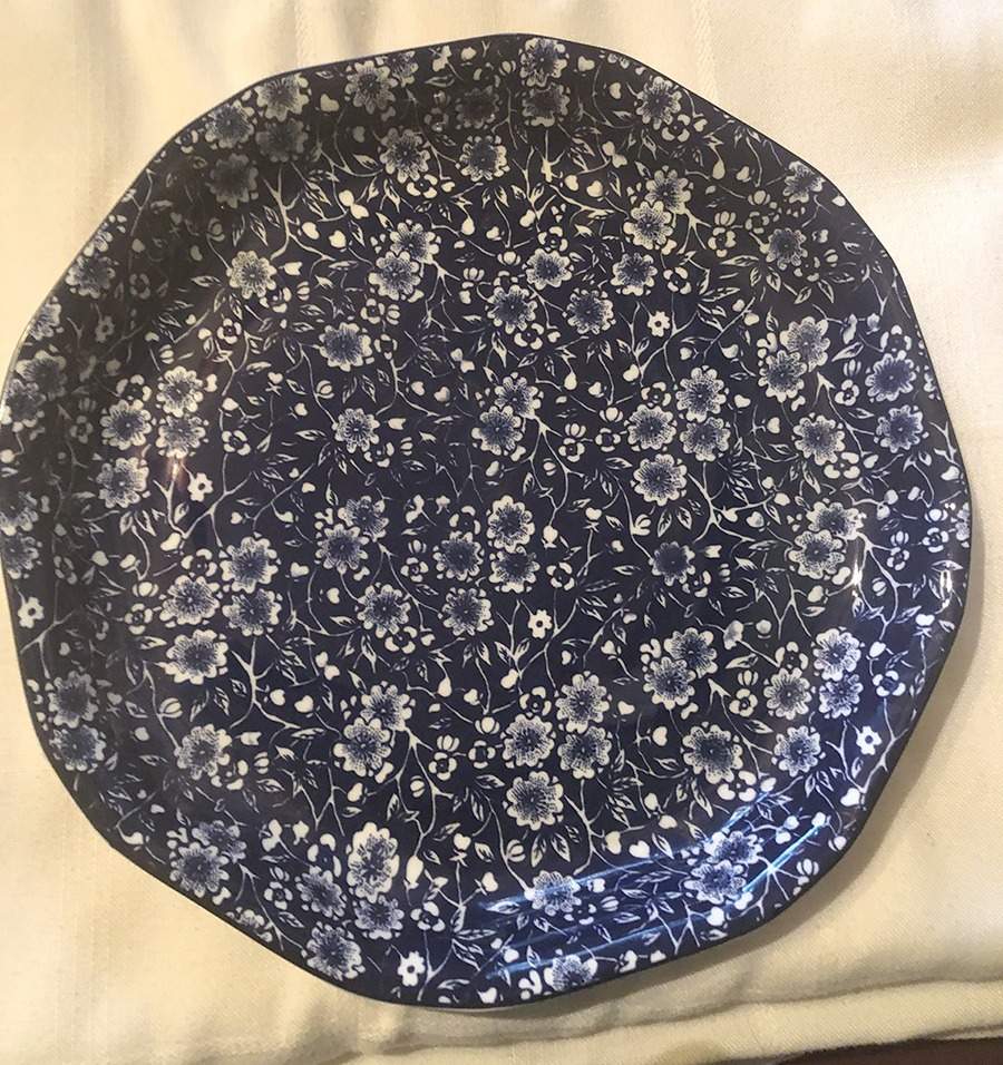 RPN27 Round Tray by Royal Patrician-1
