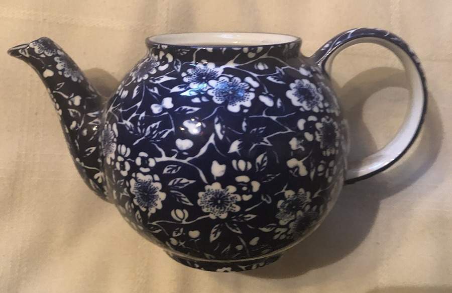 RPN27 Teapot No Lid by Royal Patrician-1