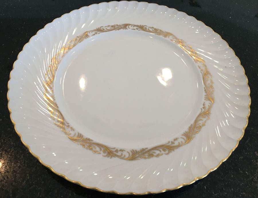 Jaqueline Dinner Plate by Royal Tettau-1