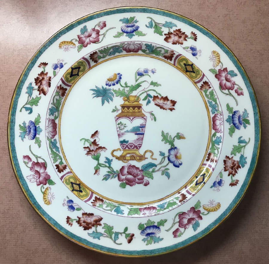 E2929 Dinner Plate by Royal Doulton-1