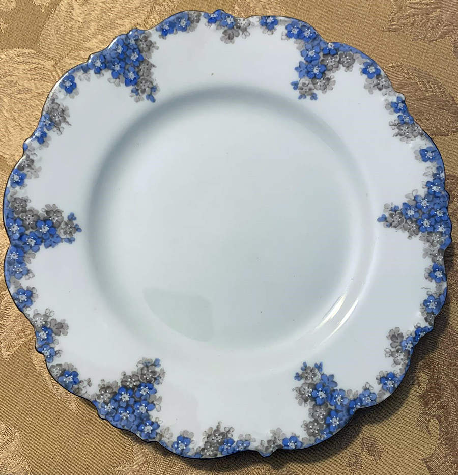 K4983 Luncheon Plate by Royal Cauldon-1