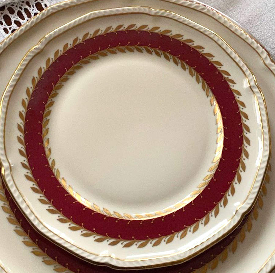 ROB511 Salad Plate by Royal Bayreuth-1
